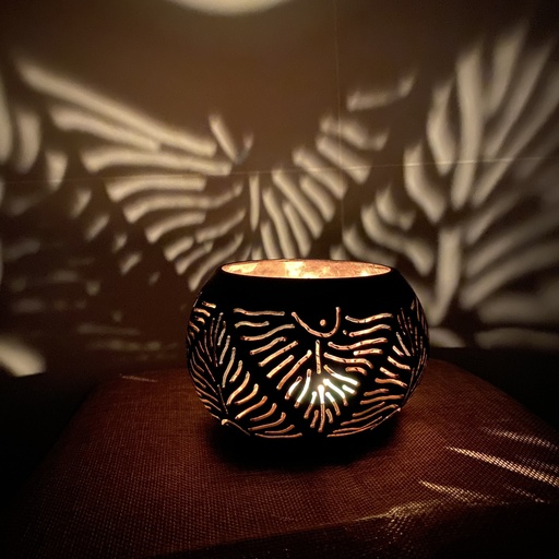 Wing candle holder